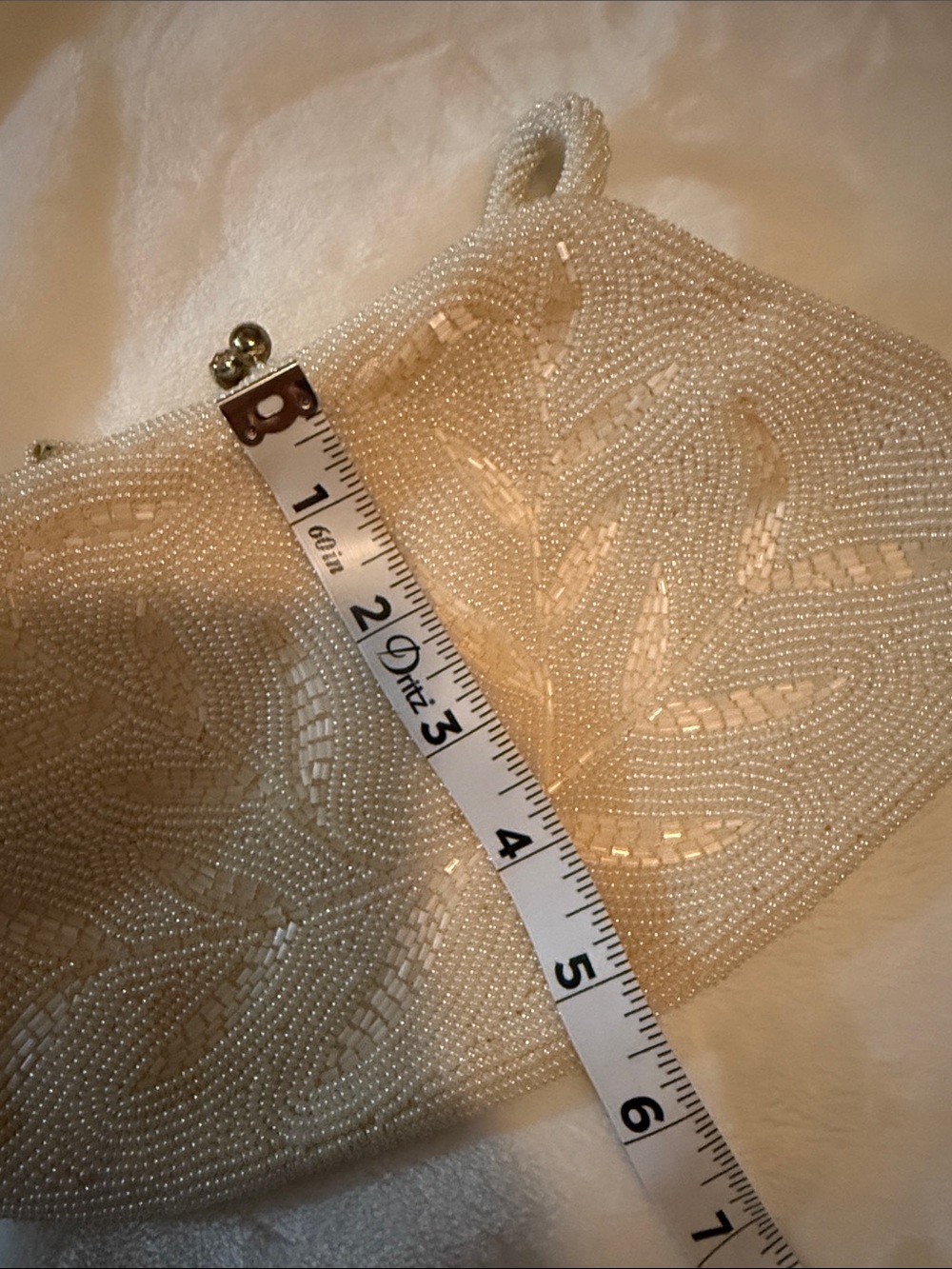 Elegant White Beaded Women's Evening Handbag - Picture 8 of 9